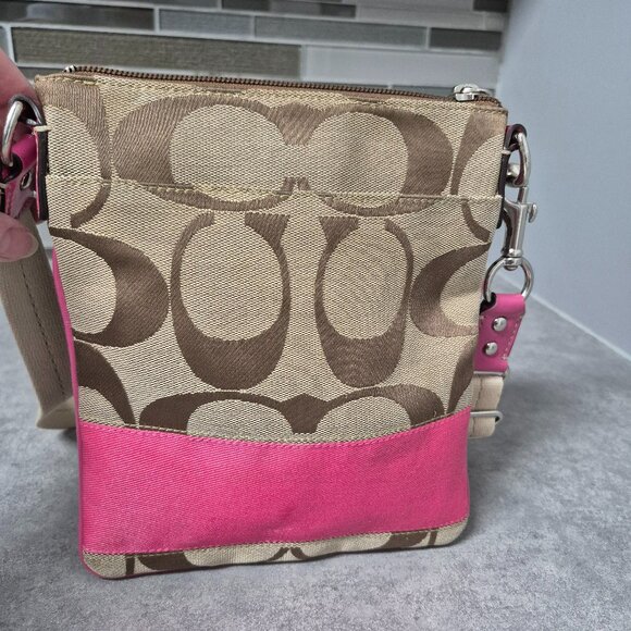 Coach Signature Crossbody Bag with Pink Patent Leather Trim - Picture 5 of 8